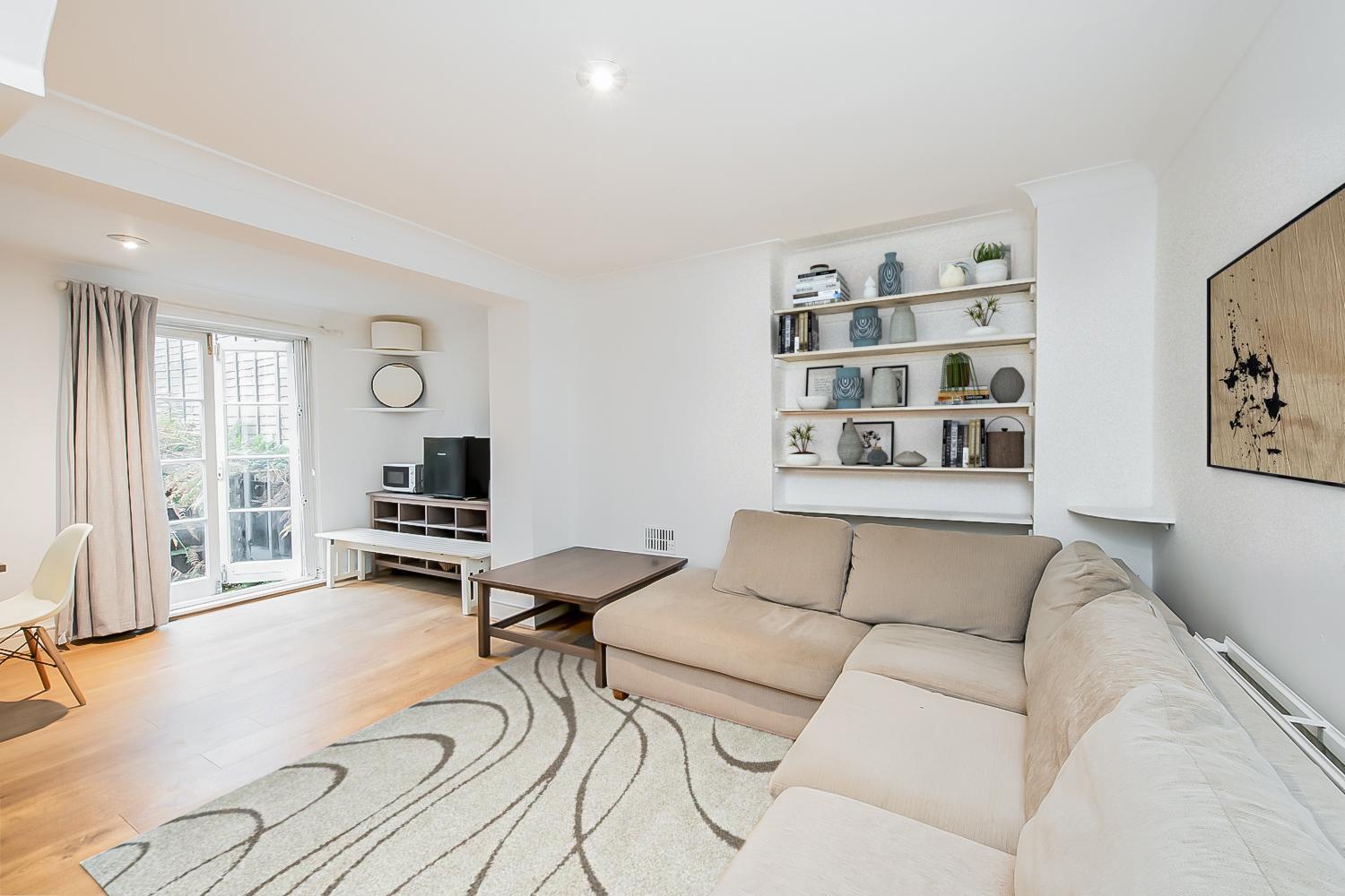 2-Bed In The Heart Of Camden Apartment Лондон Екстериор снимка